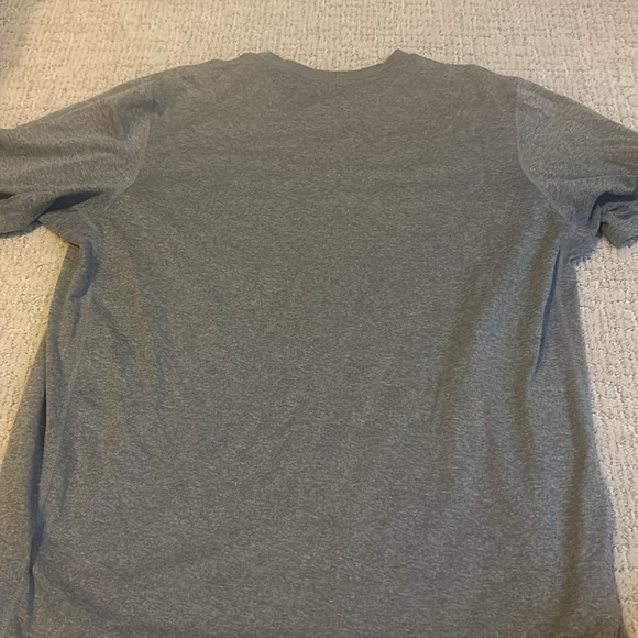 Nike dry fit T-shirt - Picture 3 of 3